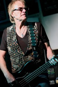 Martin Engelien (bass)