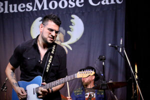 Jose Ramirez (vocals, guitar)