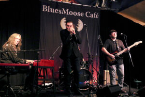 Bruce Katz Band feat. Giles Robson im November 2021 im Blues Moose Café