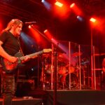 Ray Wilson und Band in meisterlicher Art