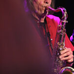 Dave Tchorz (tenor saxophone, sopran saxophone, accordion, melodic)