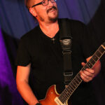 Dennis Hormes (guitars, backing vocals)