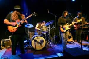 Die Allen-Forrester Band im April 2024 im blues Rhede